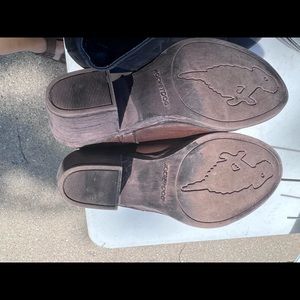 Rocket Dog Brown booties with heel